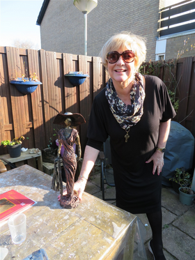 10 maart, workshop met Marijke  en een mooie dame met hoed gemaakt.
